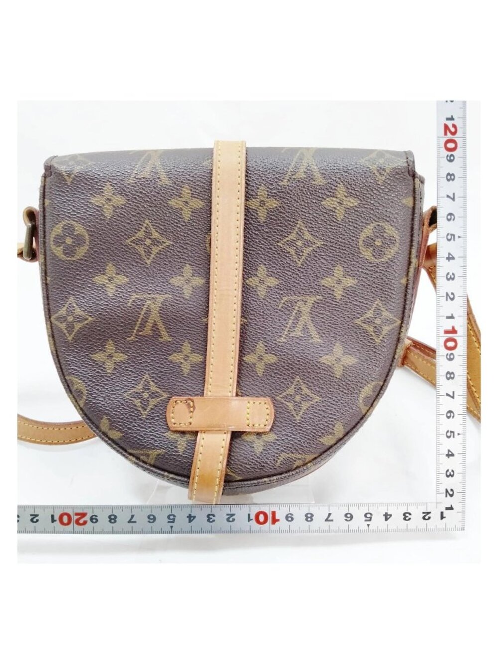 Authentic Louis Vuitton Chantilly PM Monogram Crossbody Saddle Bag - Picture 3 of 16